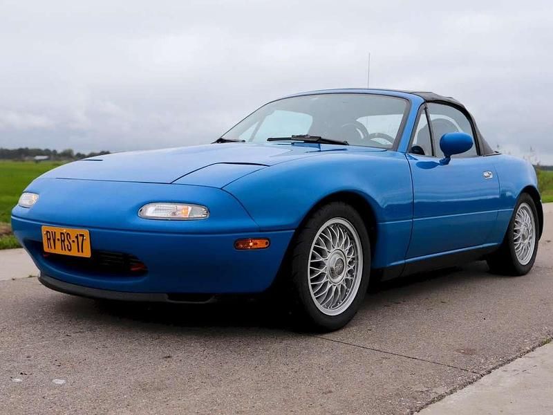Blauw Gebruikt 1990 Mazda MX5 Cabriolet | € 12.800 - Afbeelding 1/4
