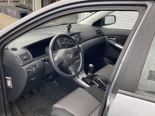 Occasion Toyota Corolla Anniversary 110 PK (80 kW) 2006 Grijs Hatchback