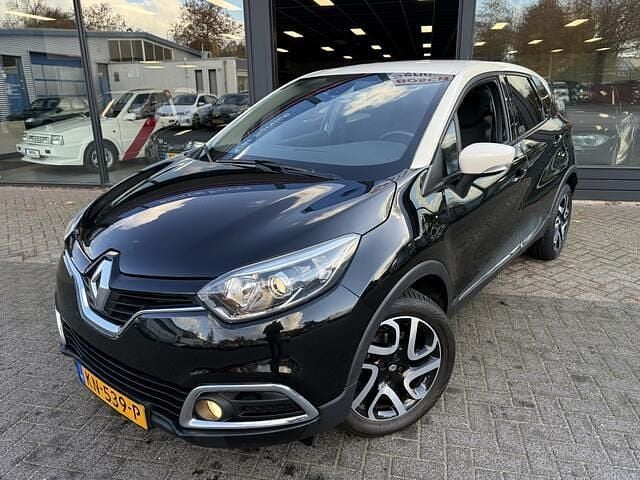 Zwart Gebruikt 2016 Renault Captur Dynamique SUV | € 8.999 (Goede deal) - Afbeelding 1/4