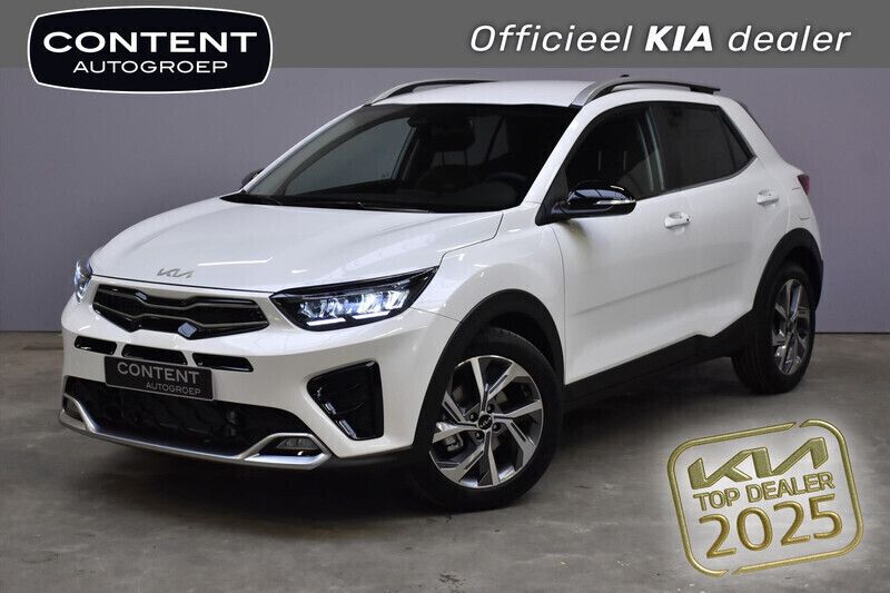 Snow white pearl (wit metallic) Gebruikt 2024 Kia Stonic GT-Line SUV | € 27.940 (Eerlijke prijs) - Afbeelding 1/4