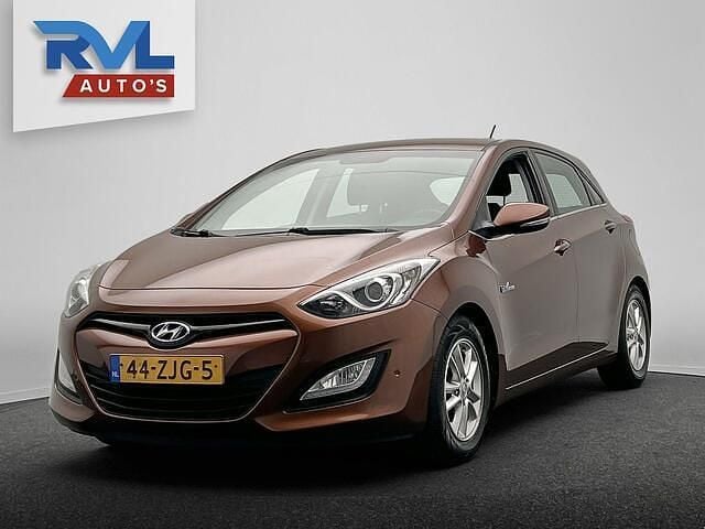 Bruin Gebruikt 2012 Hyundai i30 Edition Hatchback | € 7.900 (Goede deal) - Afbeelding 1/4