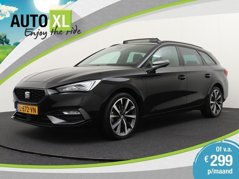 Zwart Gebruikt 2021 Seat Leon FR Stationwagen | € 22.940 (Eerlijke prijs) - Afbeelding 1/4