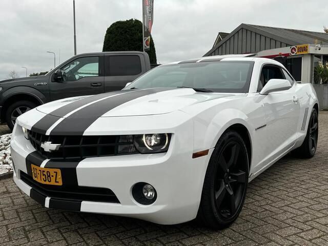 Wit, metallic lak Gebruikt 2011 Chevrolet Camaro LT Coupé | € 17.950 - Afbeelding 1/4