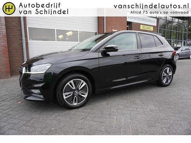 Zwart Gebruikt 2022 Skoda Fabia Style Hatchback | € 17.945 (Goede deal) - Afbeelding 1/4