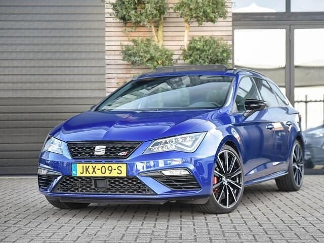Blauw Gebruikt 2018 Cupra Leon Stationwagen | € 23.950 (Goede deal) - Afbeelding 1/4