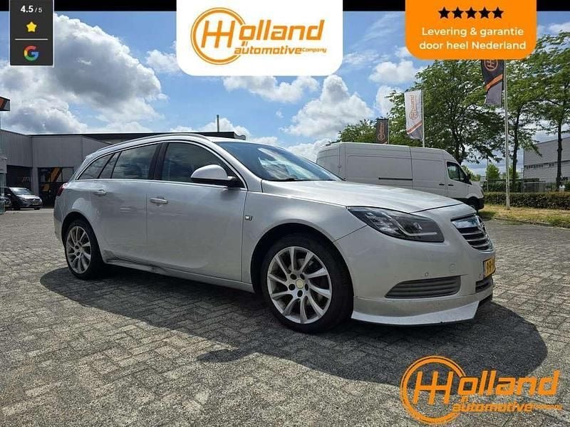 Grijs Gebruikt 2010 Opel Insignia Sport Stationwagen | € 3.400 (Eerlijke prijs) - Afbeelding 1/4