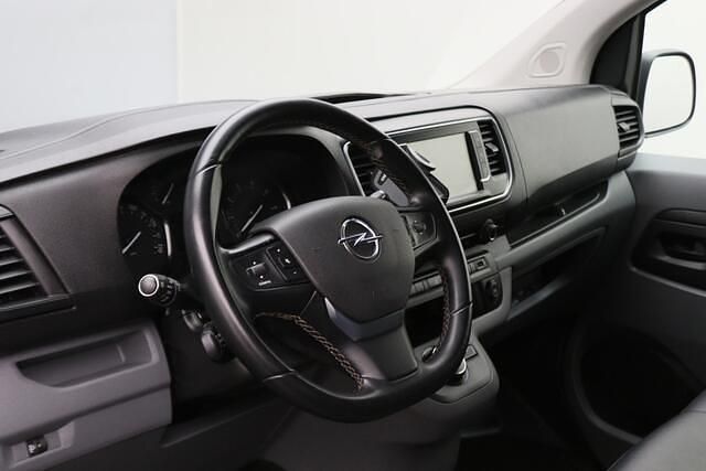 Occasion Opel Vivaro Innovation 177 PK (130 kW) 2019 Grijs (metallic) MPV