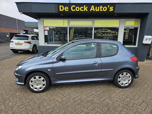 Occasion Peugeot 206 88 PK (64 kW) 2006 Grijs Hatchback