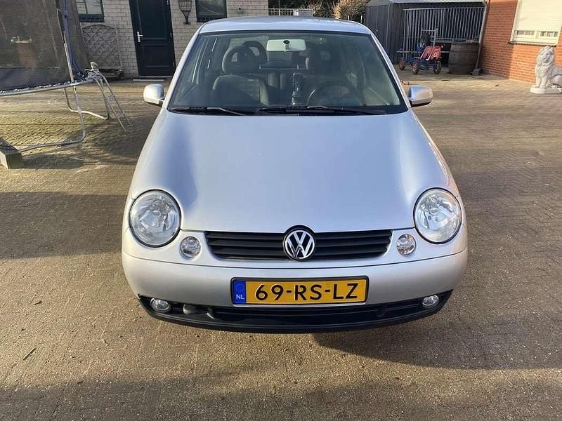 Grijs Occasion 2004 VW Lupo Comfortline Hatchback | € 1.550 (Eerlijke prijs) - Afbeelding 1/4