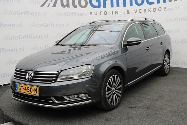 Grijs Gebruikt 2013 VW Passat Highline Stationwagen | € 6.990 (Eerlijke prijs) - Afbeelding 1/4