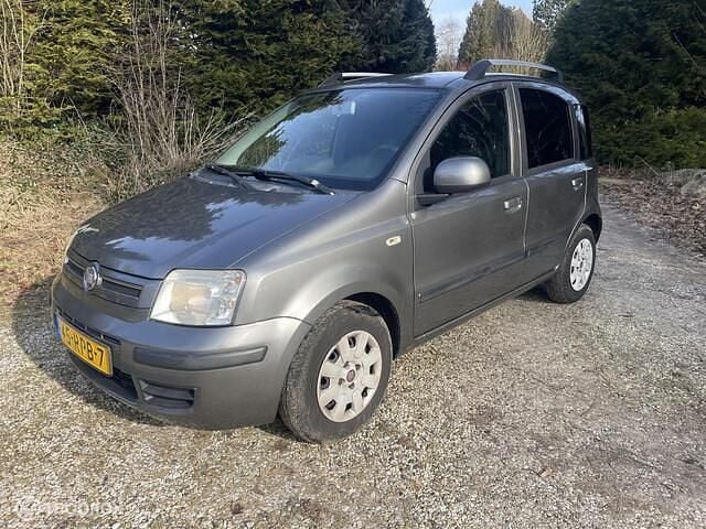 Occasion Fiat Panda 69 PK (50 kW) 2011 Grijs (metallic) Hatchback