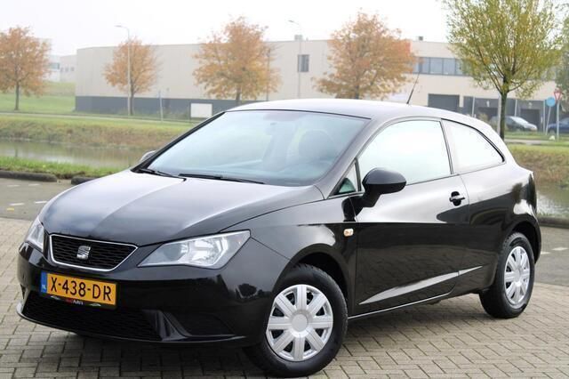 Zwart Gebruikt 2012 Seat Ibiza Style Hatchback | € 6.450 (Eerlijke prijs) - Afbeelding 1/4