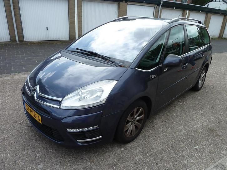 Paars Occasion 2011 Citroën Grand C4 Picasso Business Class MPV | € 2.450 (Eerlijke prijs) - Afbeelding 1/4