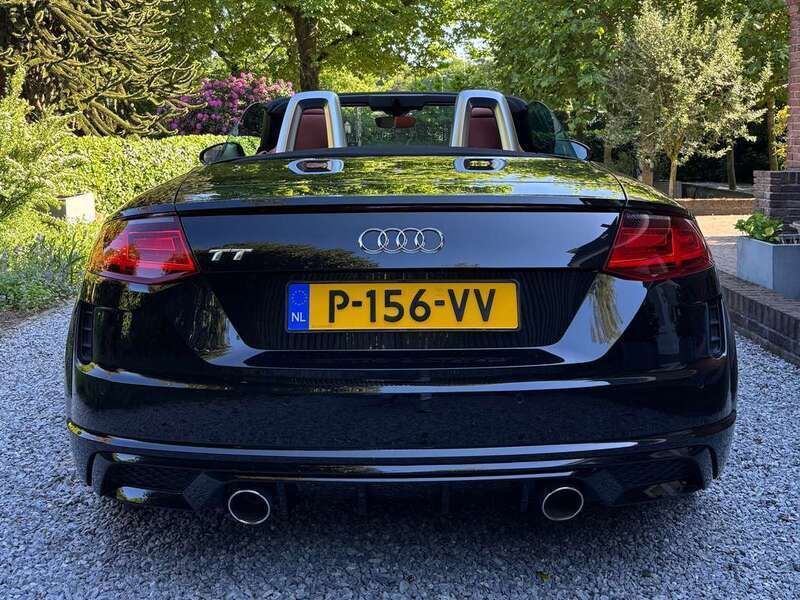Zwart Gebruikt 2021 Audi TT Cabriolet | € 41.500 (Goede deal) - Afbeelding 1/4