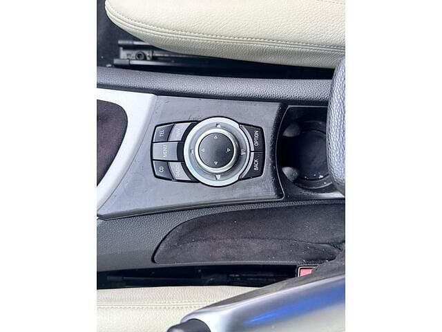 Blauw Gebruikt 2009 BMW 130 Executive Hatchback | € 6.450 (Eerlijke prijs) - Afbeelding 1/4