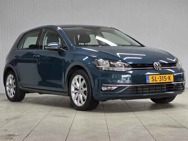 Occasion VW Golf VII Highline 111 PK (81 kW) 2018 Groen (metallic) Hatchback