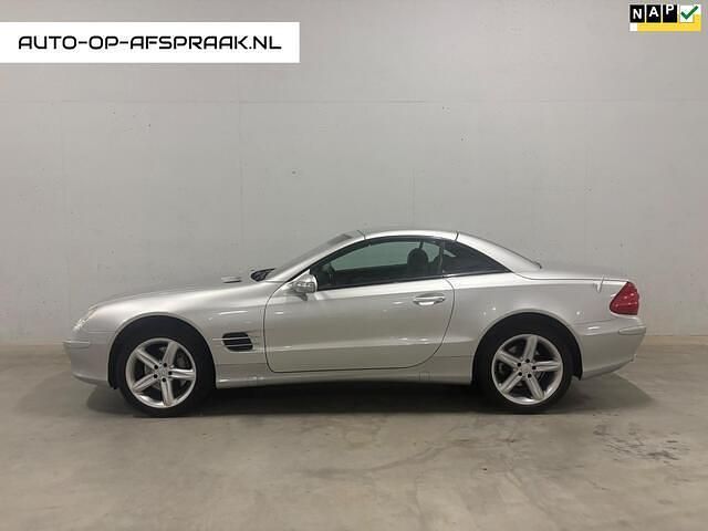 Grijs Occasion 2003 Mercedes SL500 Cabriolet | € 25.465 (Eerlijke prijs) - Afbeelding 1/4