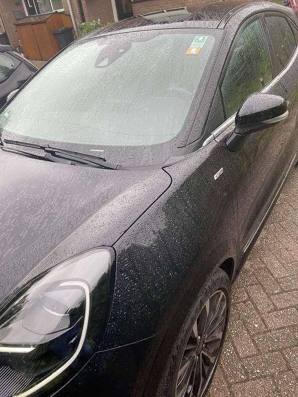 Zwart Gebruikt 2021 Ford Puma ST-Line X MPV | € 19.000 - Afbeelding 1/4