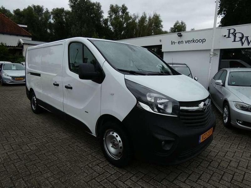 Wit Gebruikt 2016 Opel Vivaro Van | € 7.950 (Super prijs) - Afbeelding 1/4