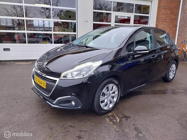 Zwart Occasion 2016 Peugeot 208 Hatchback | € 6.770 (Goede deal) - Afbeelding 1/4