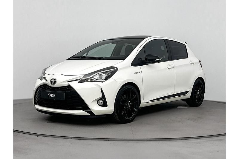Wit Gebruikt 2020 Toyota Yaris Hybrid Limited Hatchback | € 19.895 (Eerlijke prijs) - Afbeelding 1/1