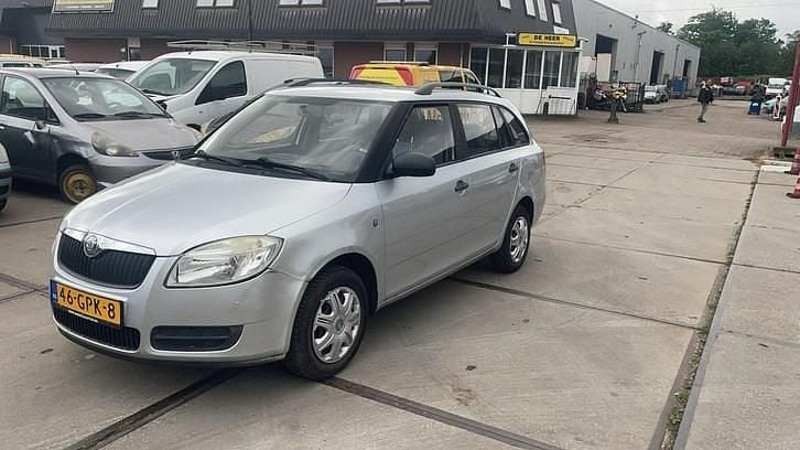 Gebruikt 2008 Skoda Fabia | € 2.650 - Afbeelding 1/1