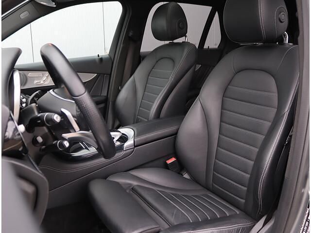 Occasion Mercedes GLC250 AMG line 211 PK (155 kW) 2018 Grijs (metallic) SUV