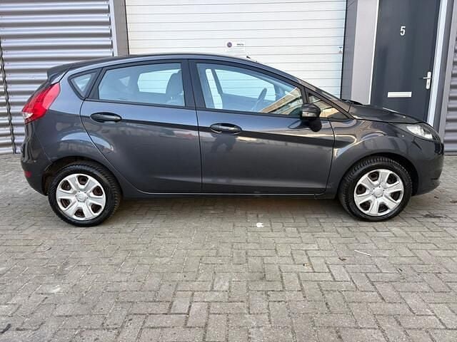 Occasion Ford Fiesta Limited 60 PK (44 kW) 2009 Grijs (metallic) Hatchback