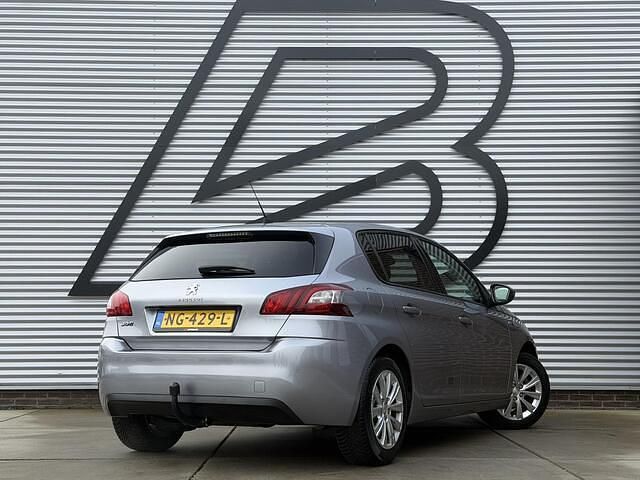 Occasion Peugeot 308 Style 110 PK (80 kW) 2017 Grijs Hatchback