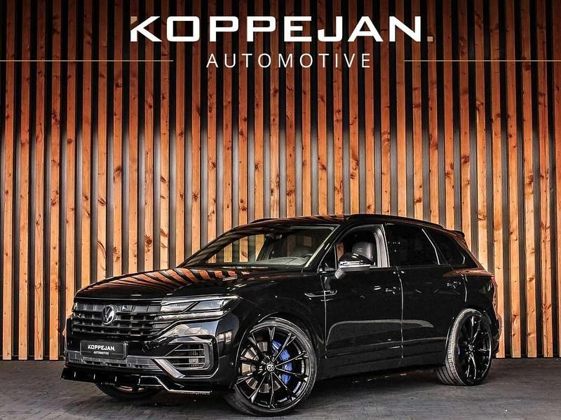 Zwart Gebruikt 2022 VW Touareg R SUV | € 67.900 (Duur) - Afbeelding 1/3