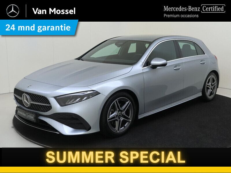 Grijs Gebruikt 2024 Mercedes A180 Edition Hatchback | € 36.945 (Duur) - Afbeelding 1/4