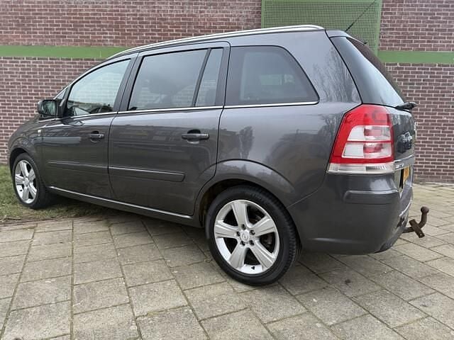Occasion Opel Zafira 140 PK (102 kW) 2010 Grijs (metallic) MPV