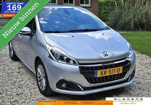 Grijs Gebruikt 2018 Peugeot 208 Allure Hatchback | € 10.250 (Eerlijke prijs) - Afbeelding 1/4