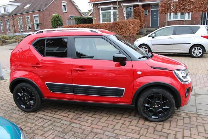 Occasion Suzuki Ignis 83 PK (61 kW) 2023 Rood SUV
