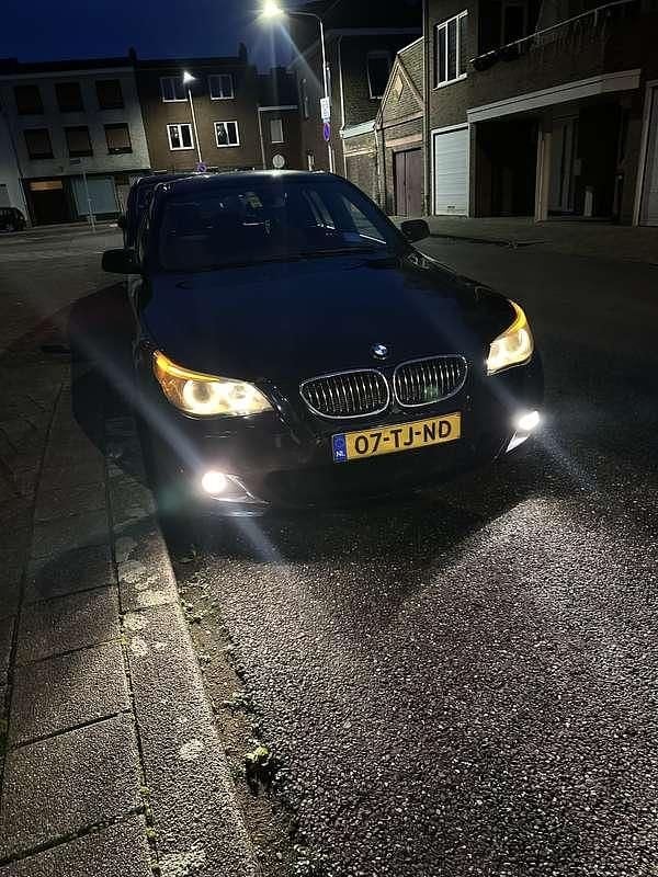Occasion BMW 525 163 PK (119 kW) 2006 Zwart Stationwagen