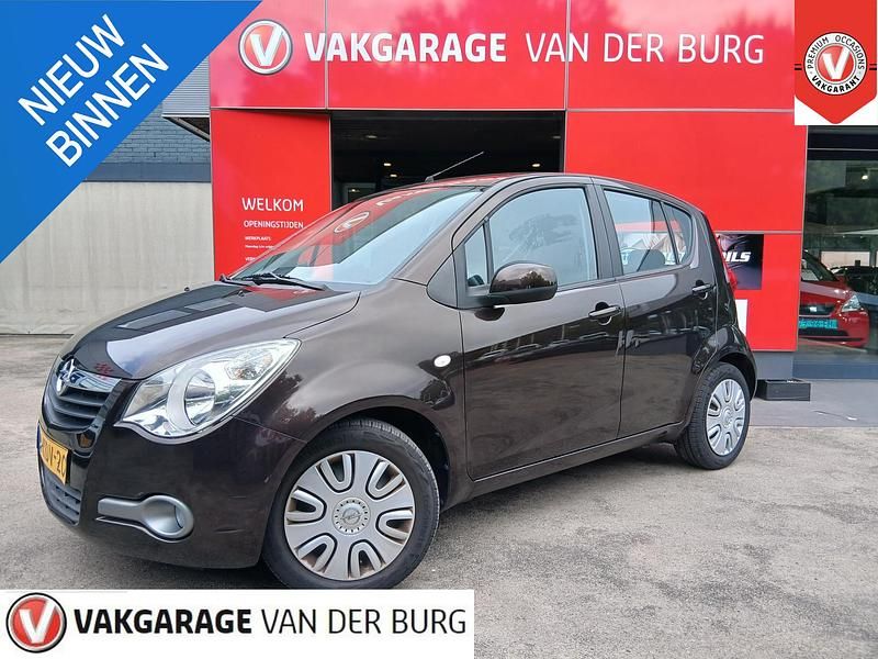 Bruin Gebruikt 2013 Opel Agila Edition Hatchback | € 9.950 (Iets duurder) - Afbeelding 1/4