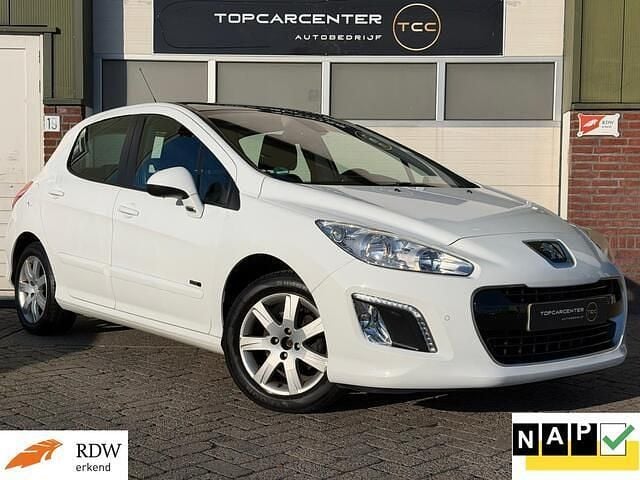 Wit Occasion 2013 Peugeot 308 Style Hatchback | € 3.899 (Goede deal) - Afbeelding 1/4