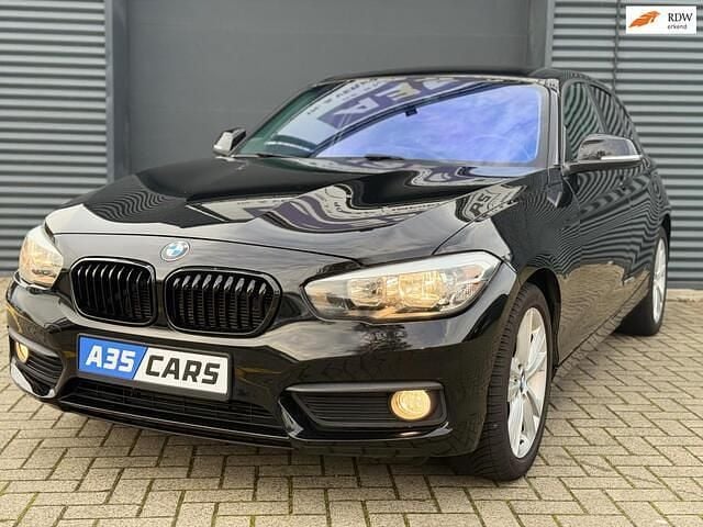 Zwart Gebruikt 2016 BMW 116 Hatchback | € 8.950 (Super prijs) - Afbeelding 1/4