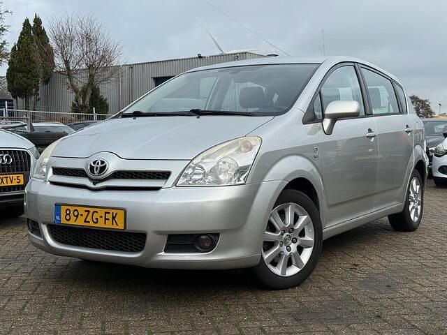 Grijs Gebruikt 2005 Toyota Corolla Verso Executive MPV | € 3.250 (Duur) - Afbeelding 1/4