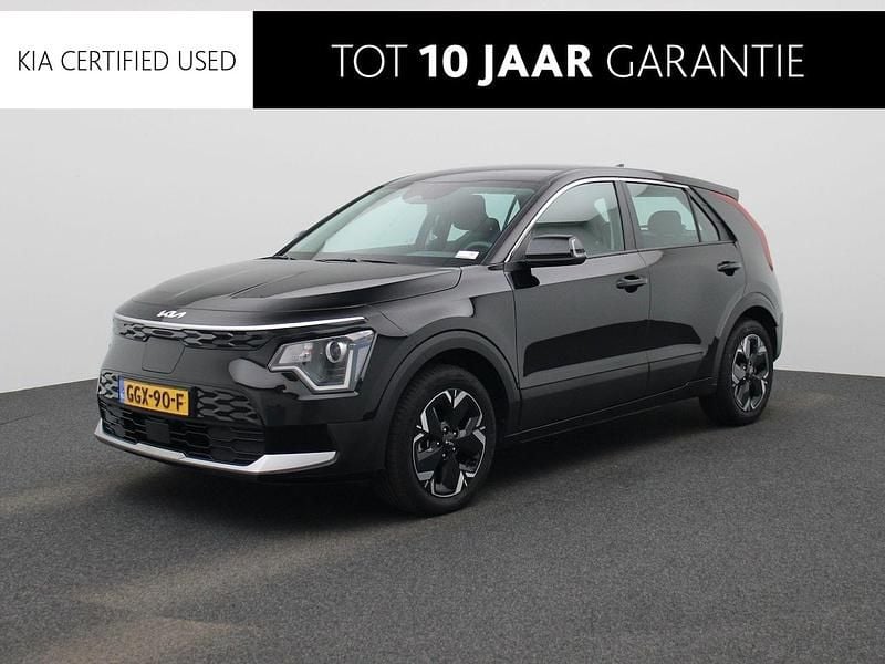 Zwart Gebruikt 2024 Kia e-Niro Light SUV | € 30.940 (Super prijs) - Afbeelding 1/4