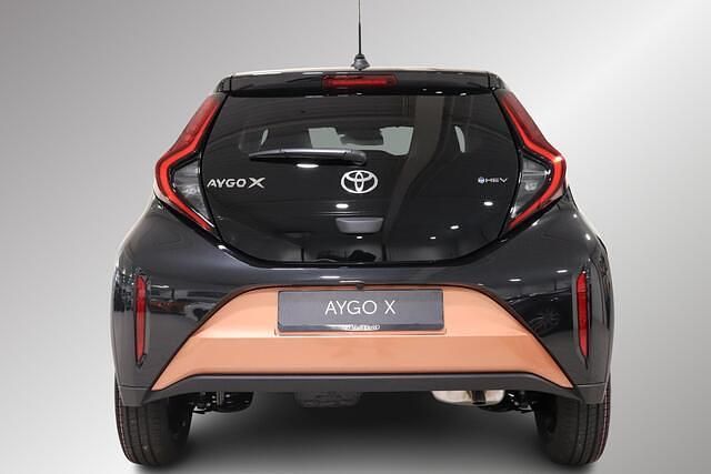 Nieuw Toyota Aygo X Pulse 116 PK (85 kW) 2026 Zwart SUV