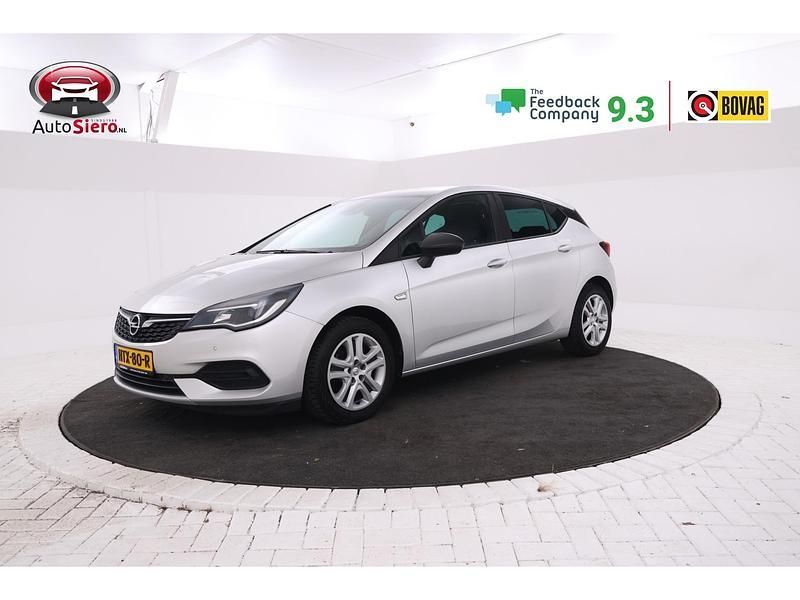 Zilver Gebruikt 2021 Opel Astra Business Edition Hatchback | € 14.495 (Eerlijke prijs) - Afbeelding 1/2