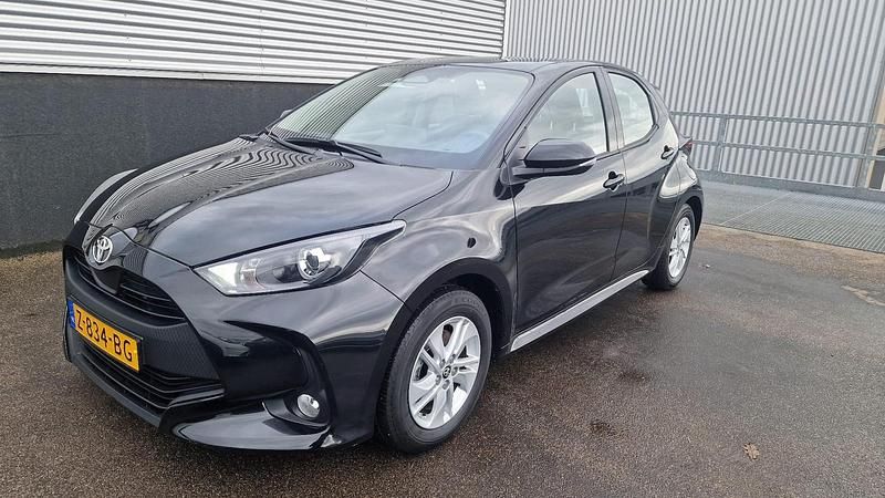 Occasion Toyota Yaris Hybrid Active 116 PK (85 kW) 2024 Zwart Hatchback