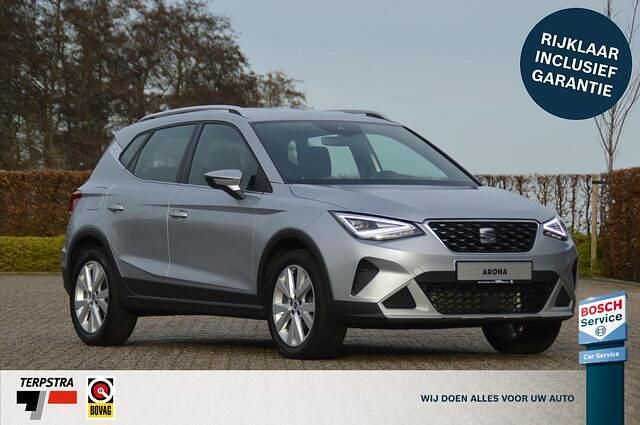 Zilver (metallic) Gebruikt 2022 Seat Arona Xperience SUV | € 19.950 (Eerlijke prijs) - Afbeelding 1/4