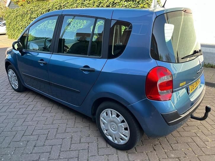 Occasion Renault Grand Modus Expression 101 PK (74 kW) 2008 Blauw (metallic) MPV