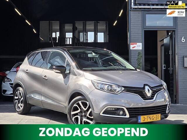 Grijs Gebruikt 2014 Renault Captur Dynamique SUV | € 10.000 (Eerlijke prijs) - Afbeelding 1/4