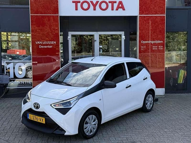 Wit Gebruikt 2021 Toyota Aygo X SUV | € 11.240 - Afbeelding 1/4