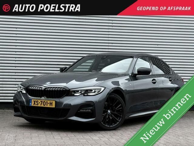 Grijs Gebruikt 2019 BMW 320 Executive Sedan | € 29.950 (Duur) - Afbeelding 1/4