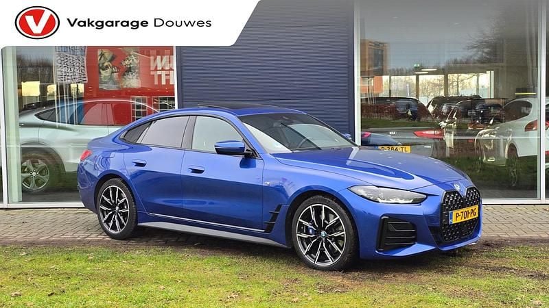 Blauw Occasion 2022 BMW 420 Executive Coupé | € 37.450 (Goede deal) - Afbeelding 1/4
