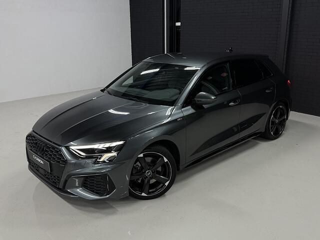 Occasion Audi A3 Sportback Black Edition 150 PK (110 kW) 2020 Grijs Hatchback